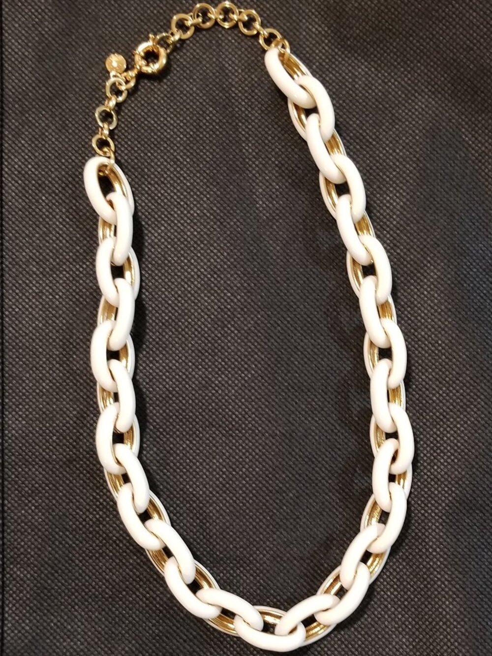 J. Crew Enamel Link Necklace – Ivory and Gold